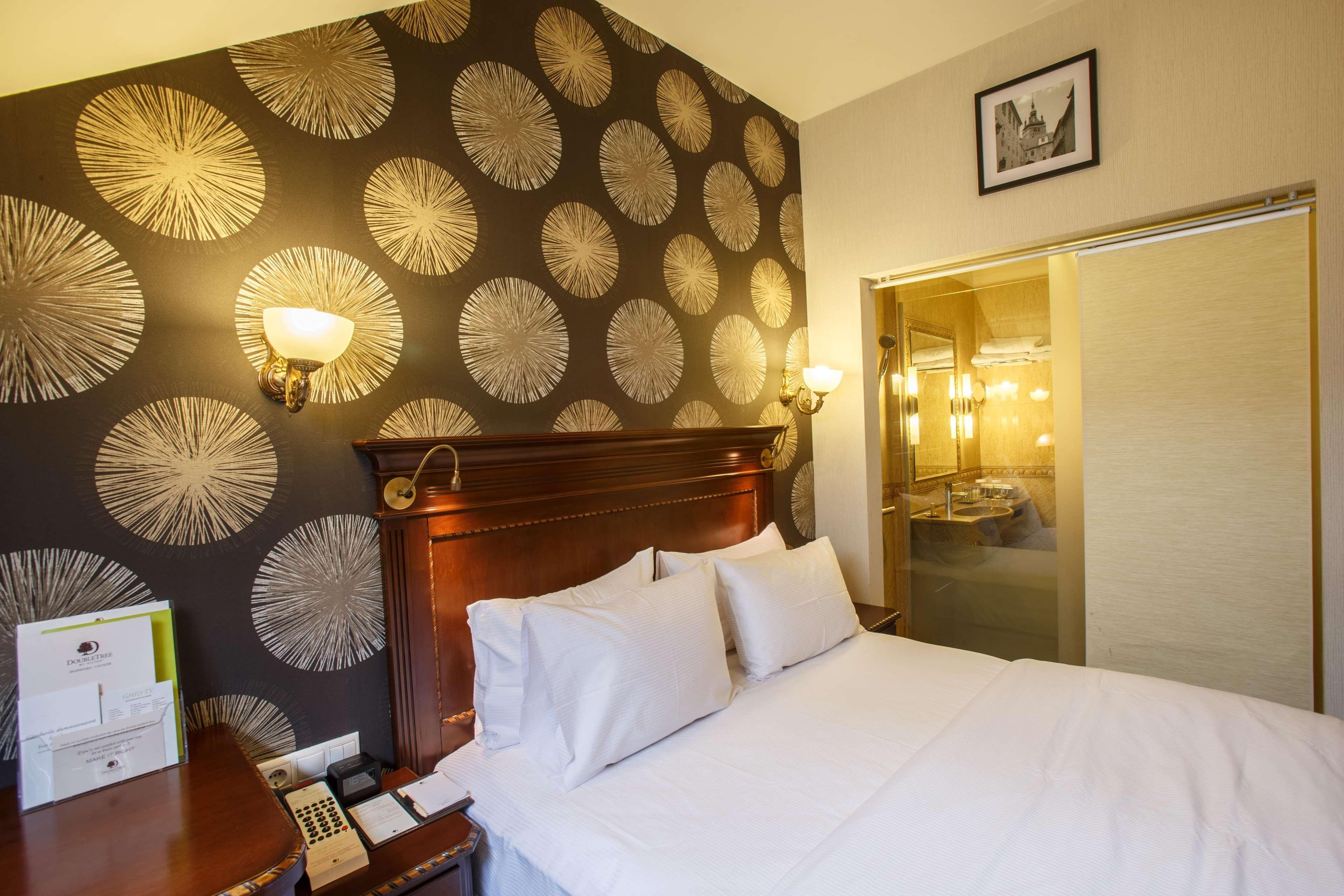 Doubletree By Hilton Hotel Sighisoara - Cavaler Экстерьер фото
