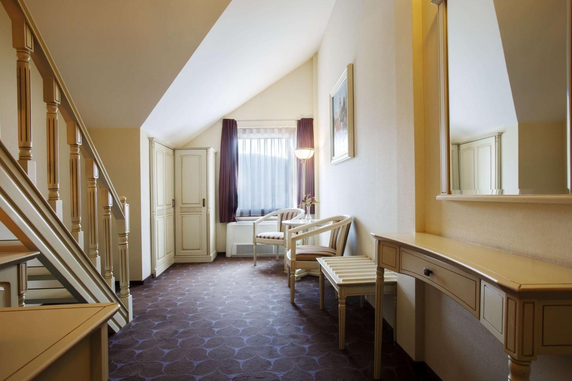Doubletree By Hilton Hotel Sighisoara - Cavaler Экстерьер фото